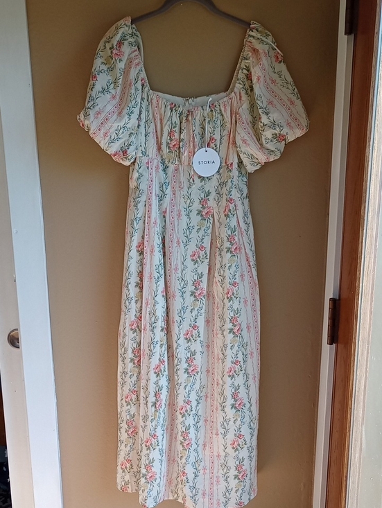 Storia Dresses & Skirts - Storia Balloon Sleeve Garden Spring Floral Maxi Size M New With Tags
